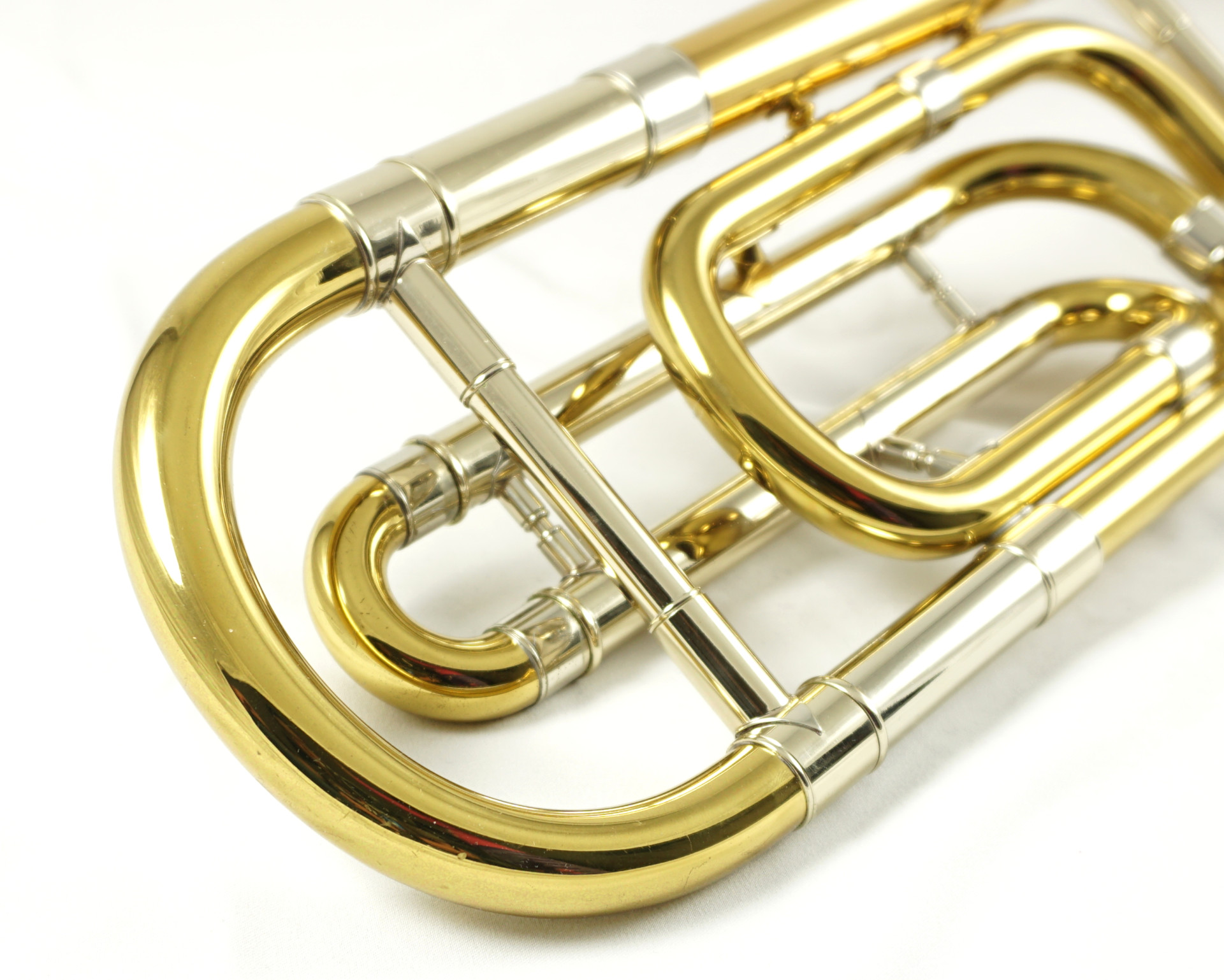 Corporation Bach Extravaganza #1: 42b yellow brass bell! - Swisstbone